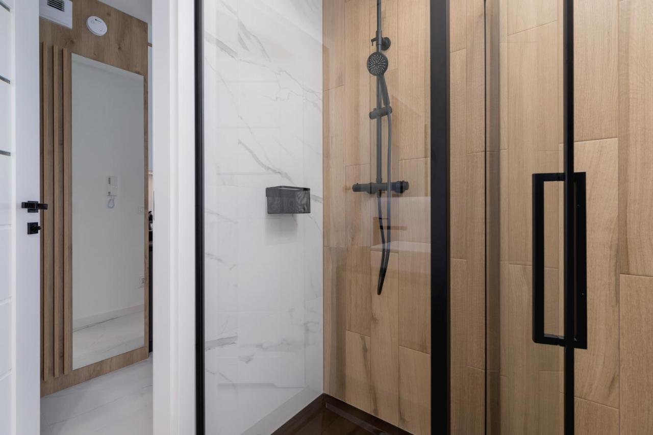Deluxe Studio Cracow Arianska By Noclegi Renters Krakow Luaran gambar