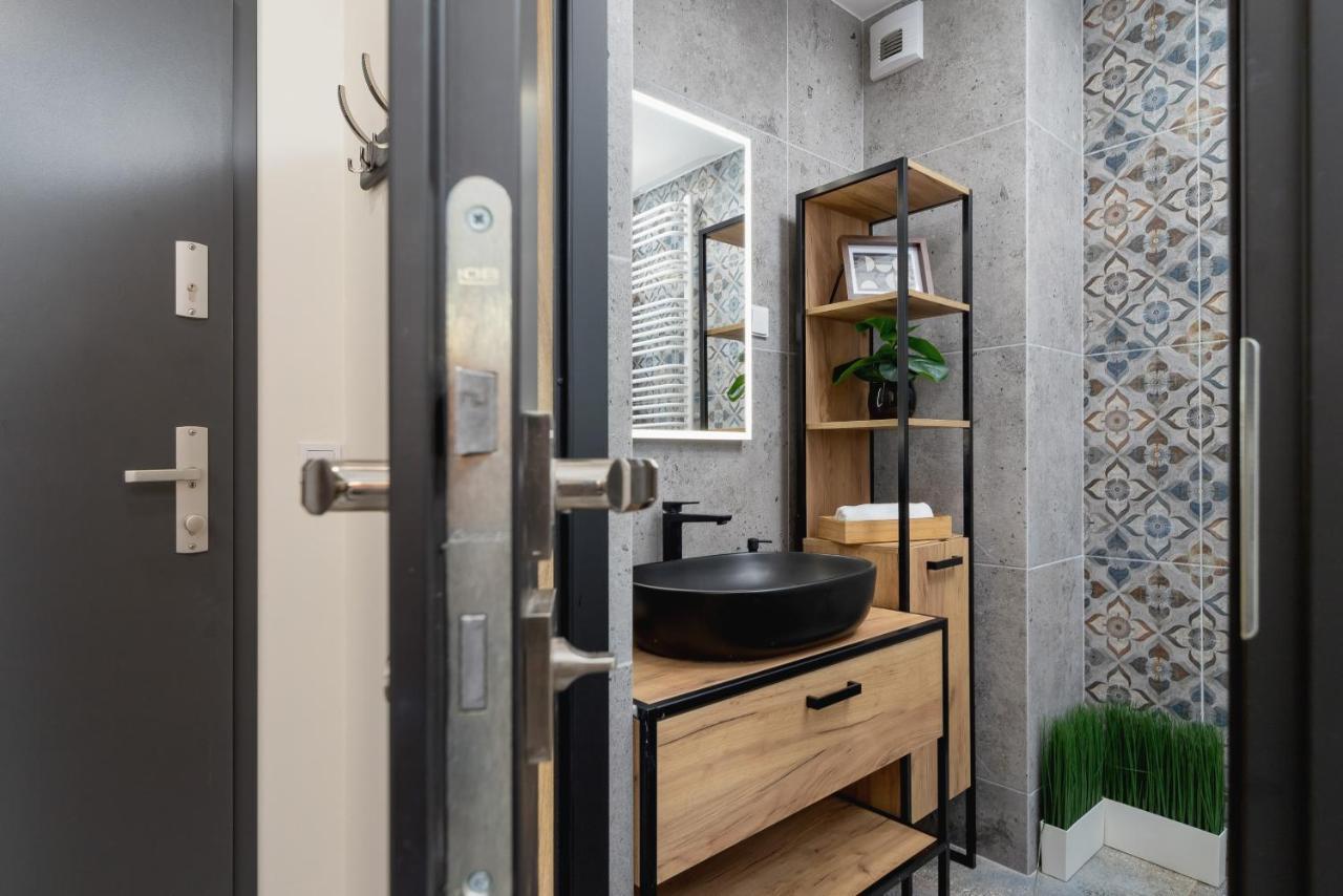 Deluxe Studio Cracow Arianska By Noclegi Renters Krakow Luaran gambar